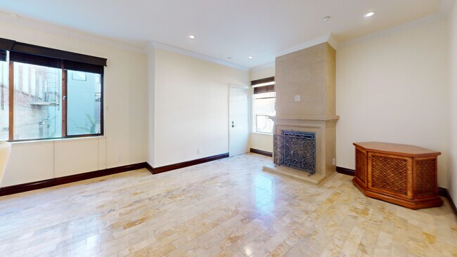 Building Photo - 570 Bush St