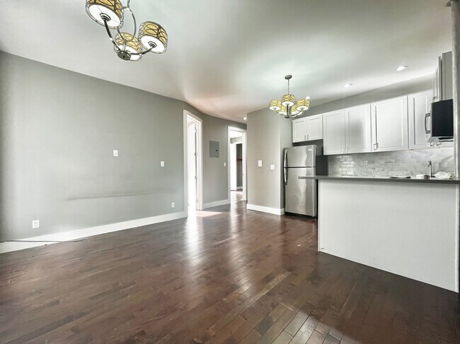 Building Photo - 481 W 159th St