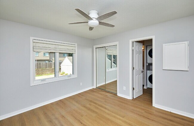 Building Photo - 5220 Boulder Dr