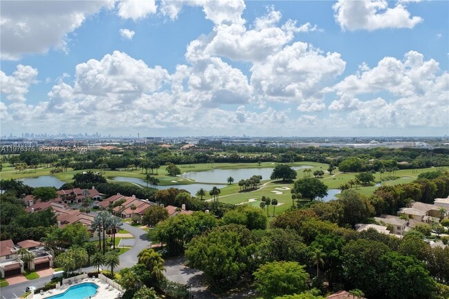 Building Photo - 4934 NW 94th Doral Pl