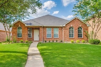 Building Photo - 11266 La Grange Dr