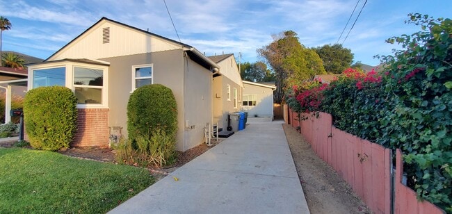 Building Photo - 432 Grand Ave