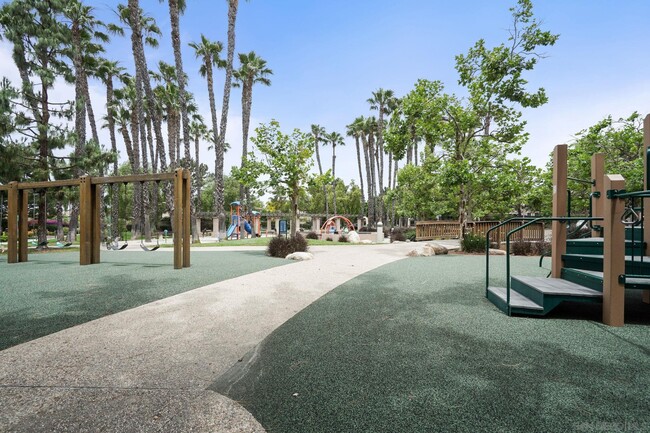 Building Photo - 43 Topanga