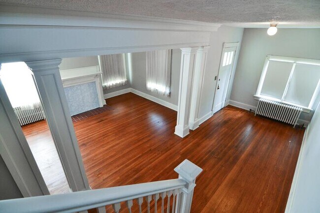 Building Photo - 1513 Rivermont Ave