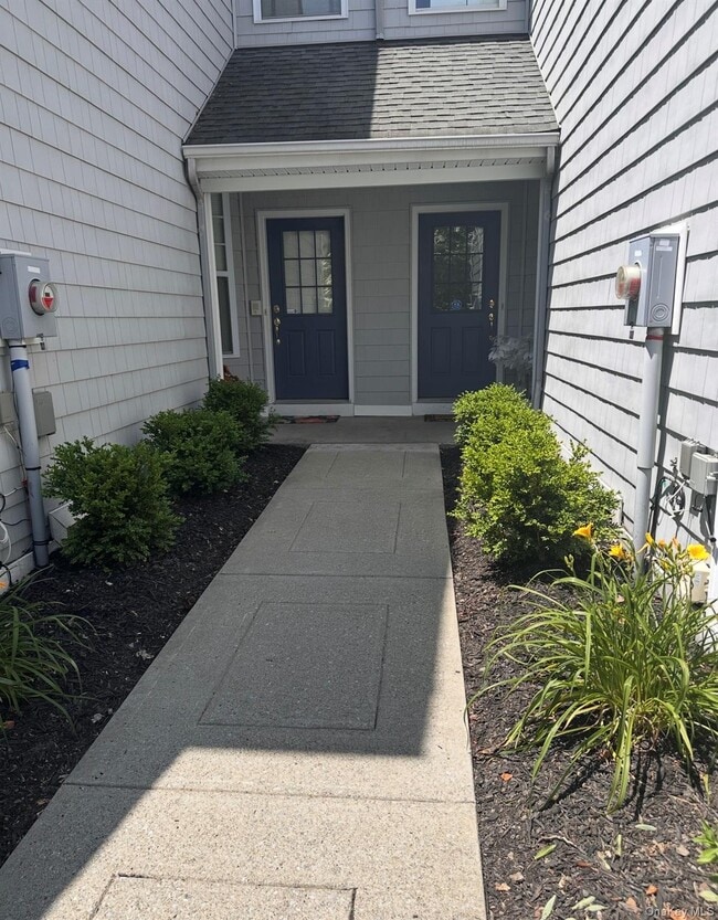 Building Photo - 213 Riverview Dr