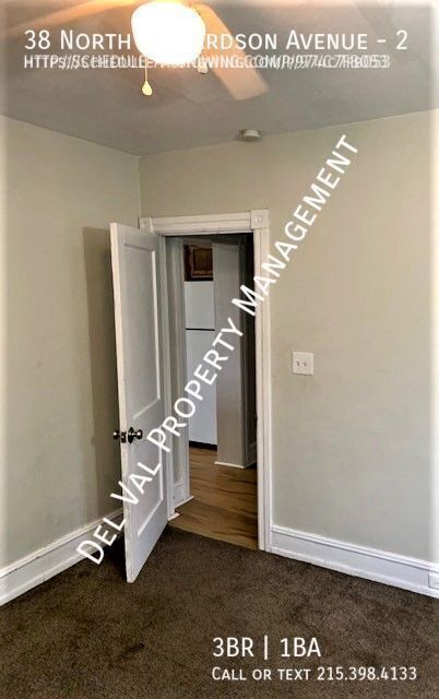 Building Photo - Updated Second Floor Apartment for Rent in...