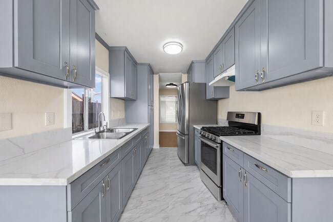 Building Photo - 3482 Alonquin Way