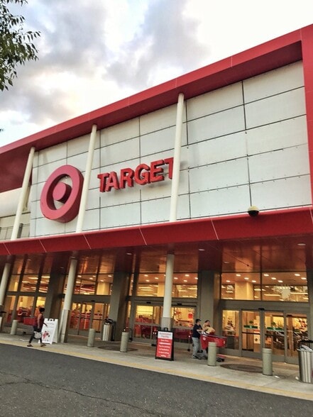 5-minute walk to Target - 5505 Seminary Rd