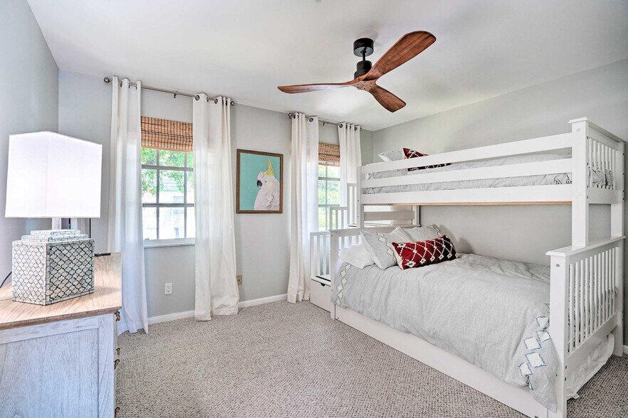 Building Photo - 174 Bobolink Way