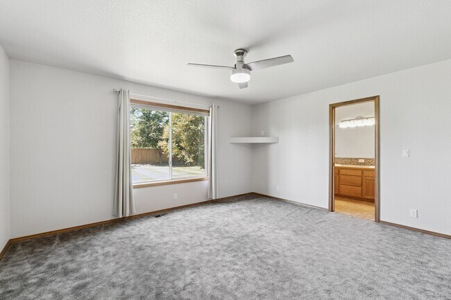 Building Photo - 7483 E Nottingham Ln
