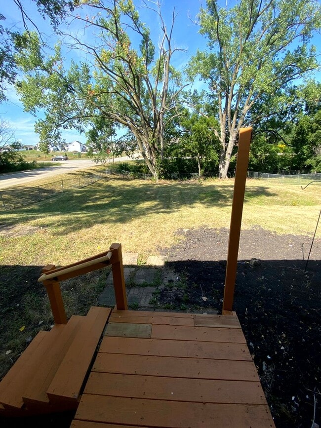 Building Photo - Located in Norwalk IA Updated 4 Bedroom 1 ...