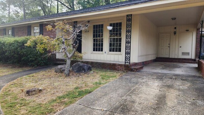 Building Photo - 3814 Meadowcliff Dr