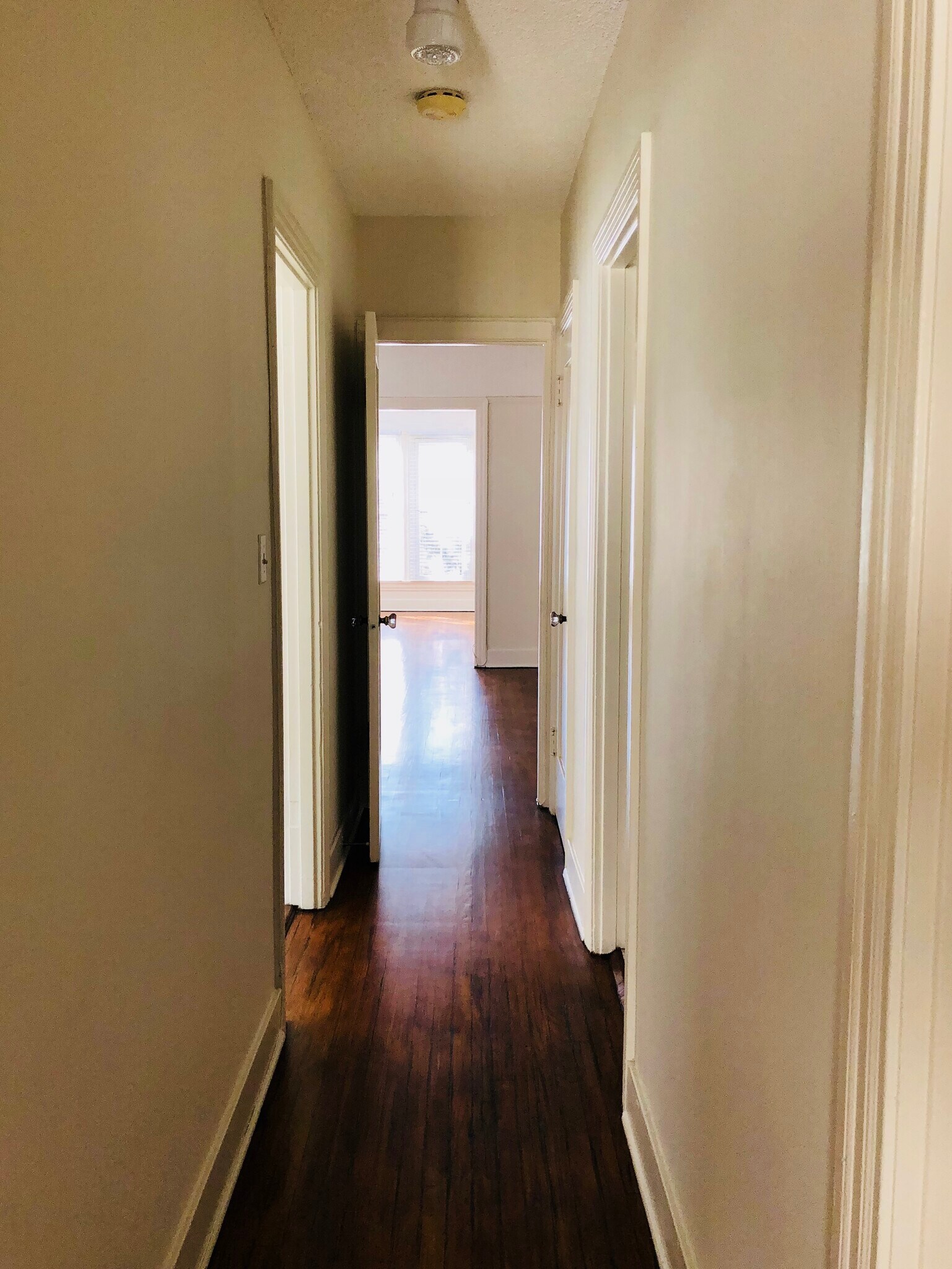 Hall - 1134 N Gardner St