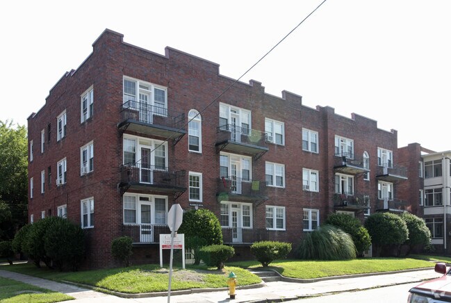Building Photo - The Glendale Apartments