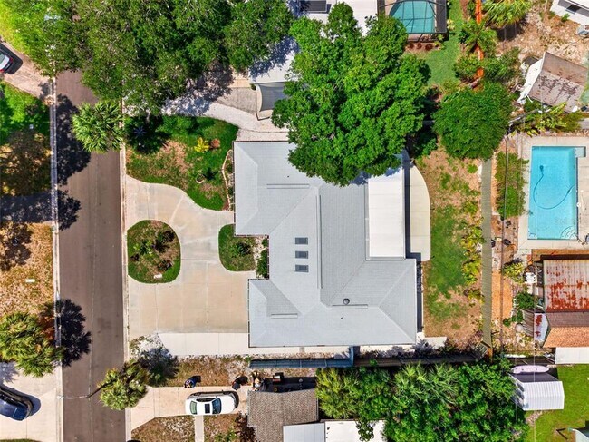 Building Photo - 4420 Porpoise Dr SE