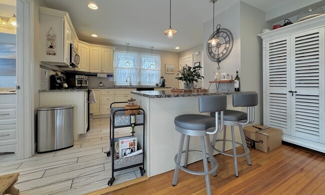 Building Photo - 35 Coolridge Rd