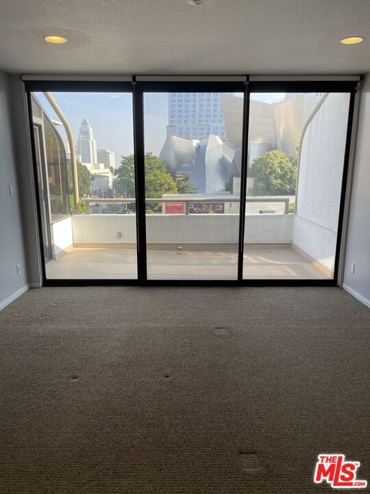 Building Photo - 121 S Hope St