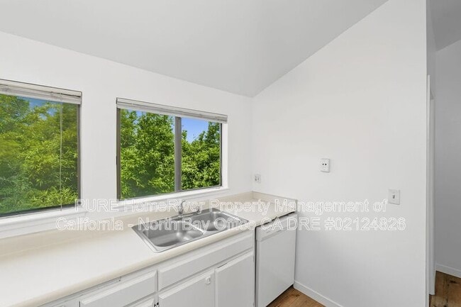 Building Photo - 1781 W 3rd St
