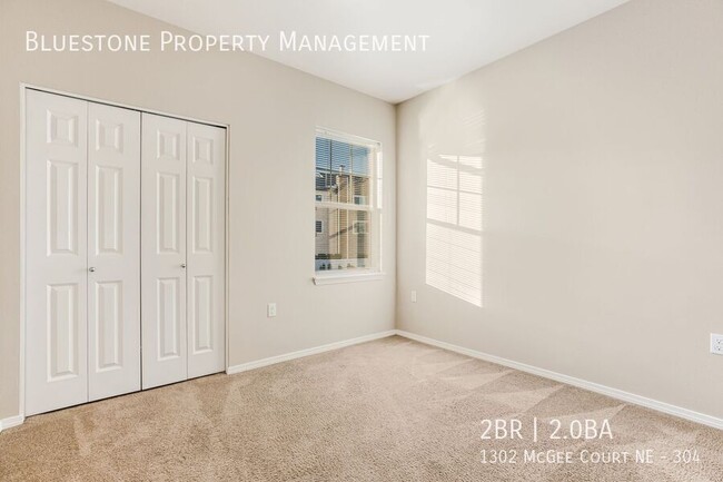 Building Photo - 1302 Mcgee Ct NE