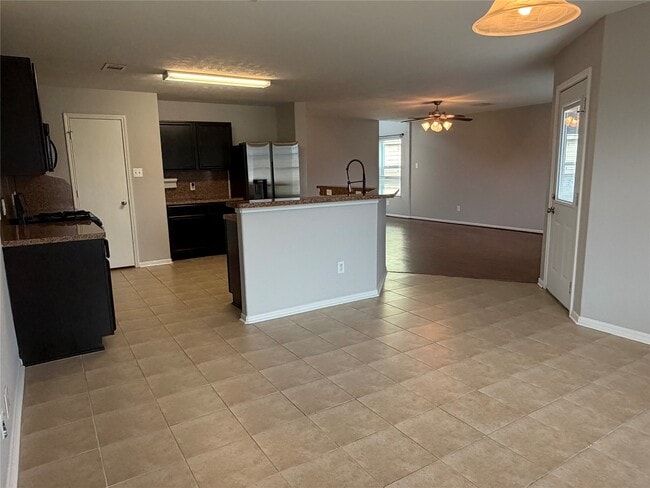 Building Photo - 9403 Sunflower Ridge Ln