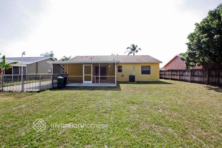 Building Photo - 4753 Poseidon Pl