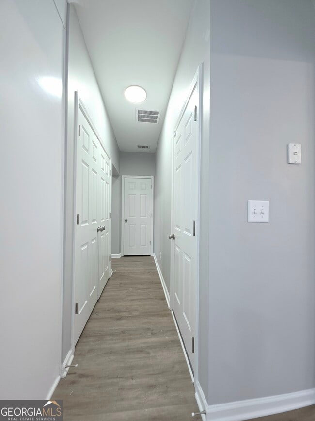 Building Photo - 4748 Highpoint Way