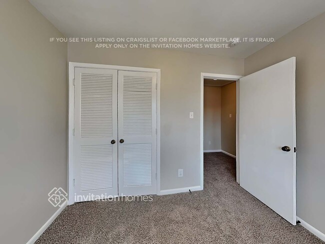 Building Photo - 1447 McIlroy Rd