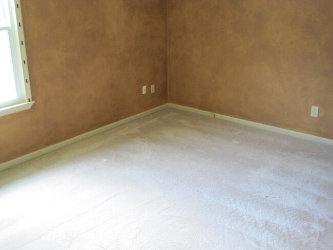 Building Photo - 1642 High Plains Dr