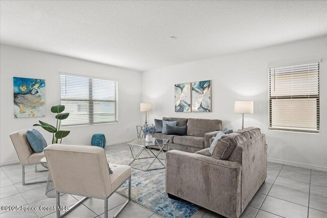 Building Photo - 1854 Capital Dr SE