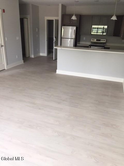 Building Photo - 25 Hastings Dr