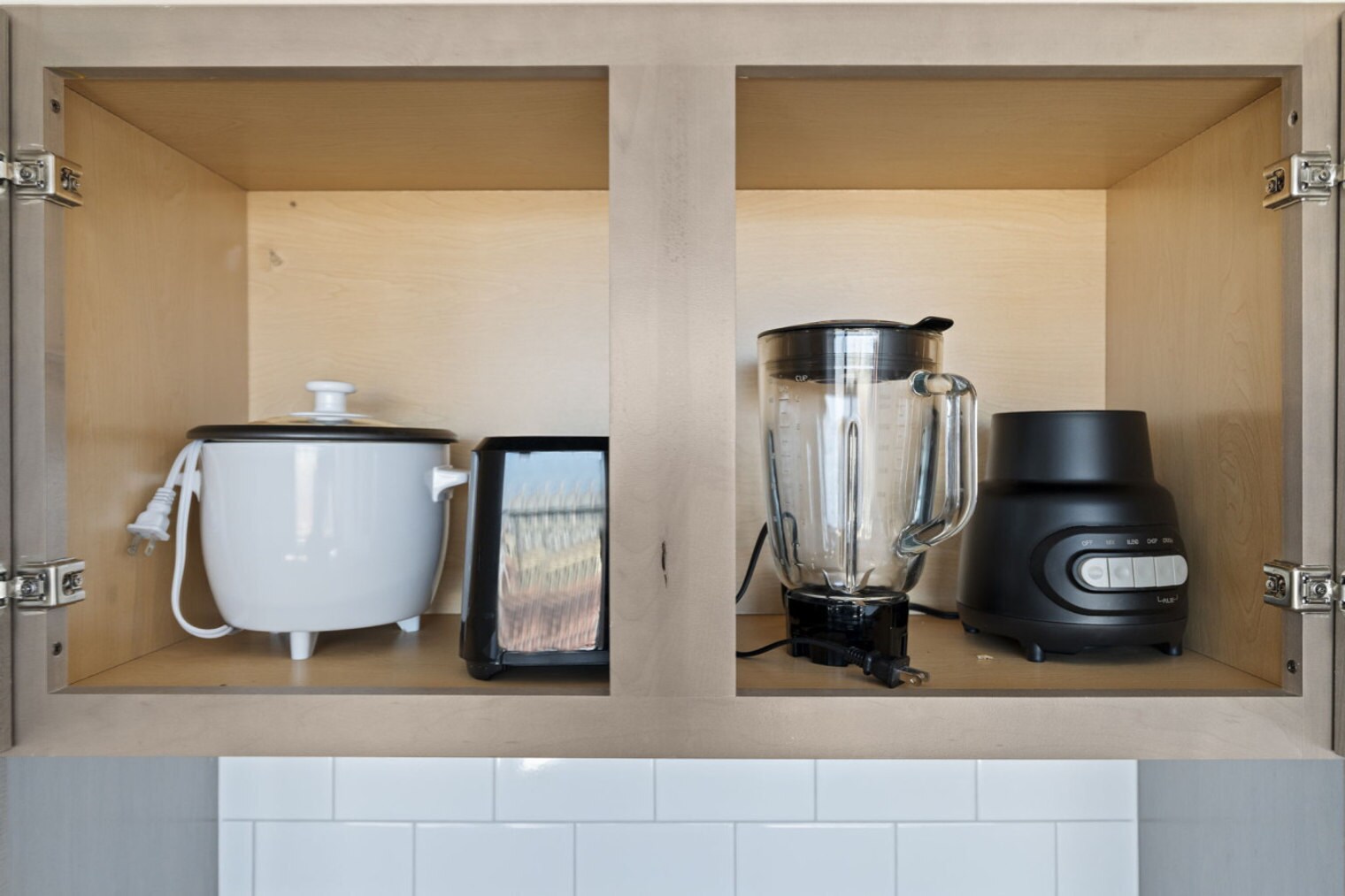 Building Photo - 501 N Perth St