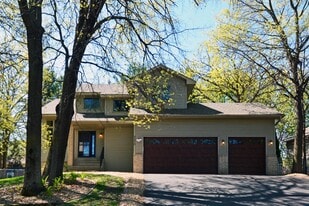 Building Photo - 2276 130th Ave NW