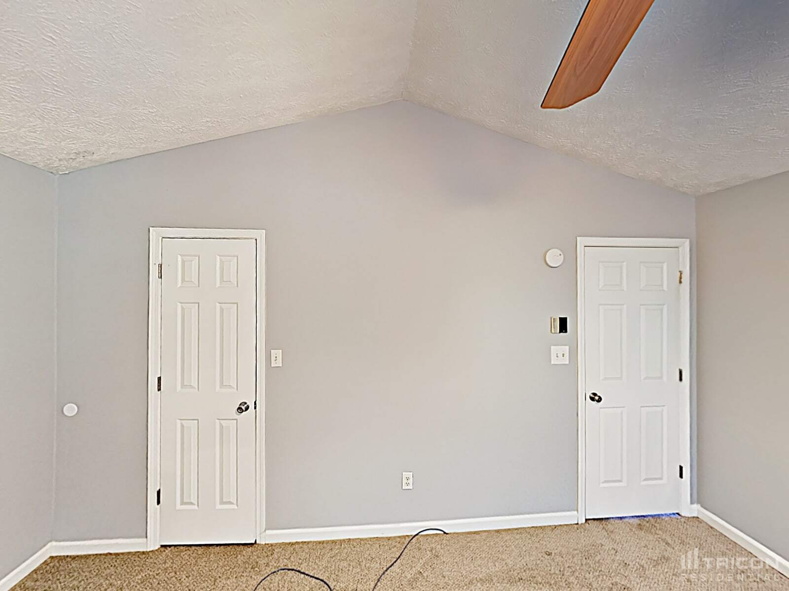 Building Photo - 384 Thornbrooke Dr