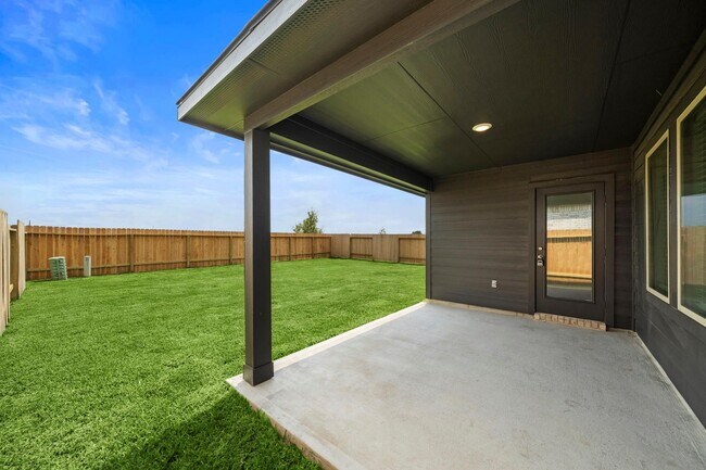 Building Photo - 20827 Marigold Meadows St