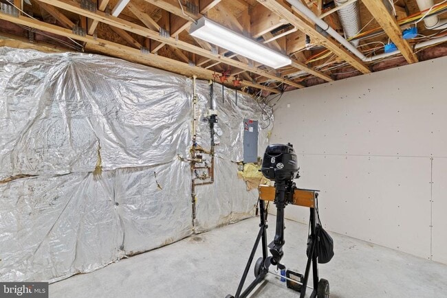 Building Photo - 8212 Silverton Ct