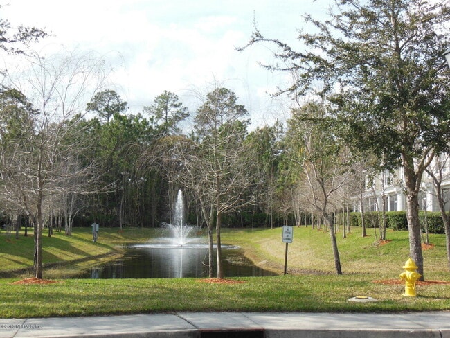 Building Photo - 3504 Summerlin Ln N