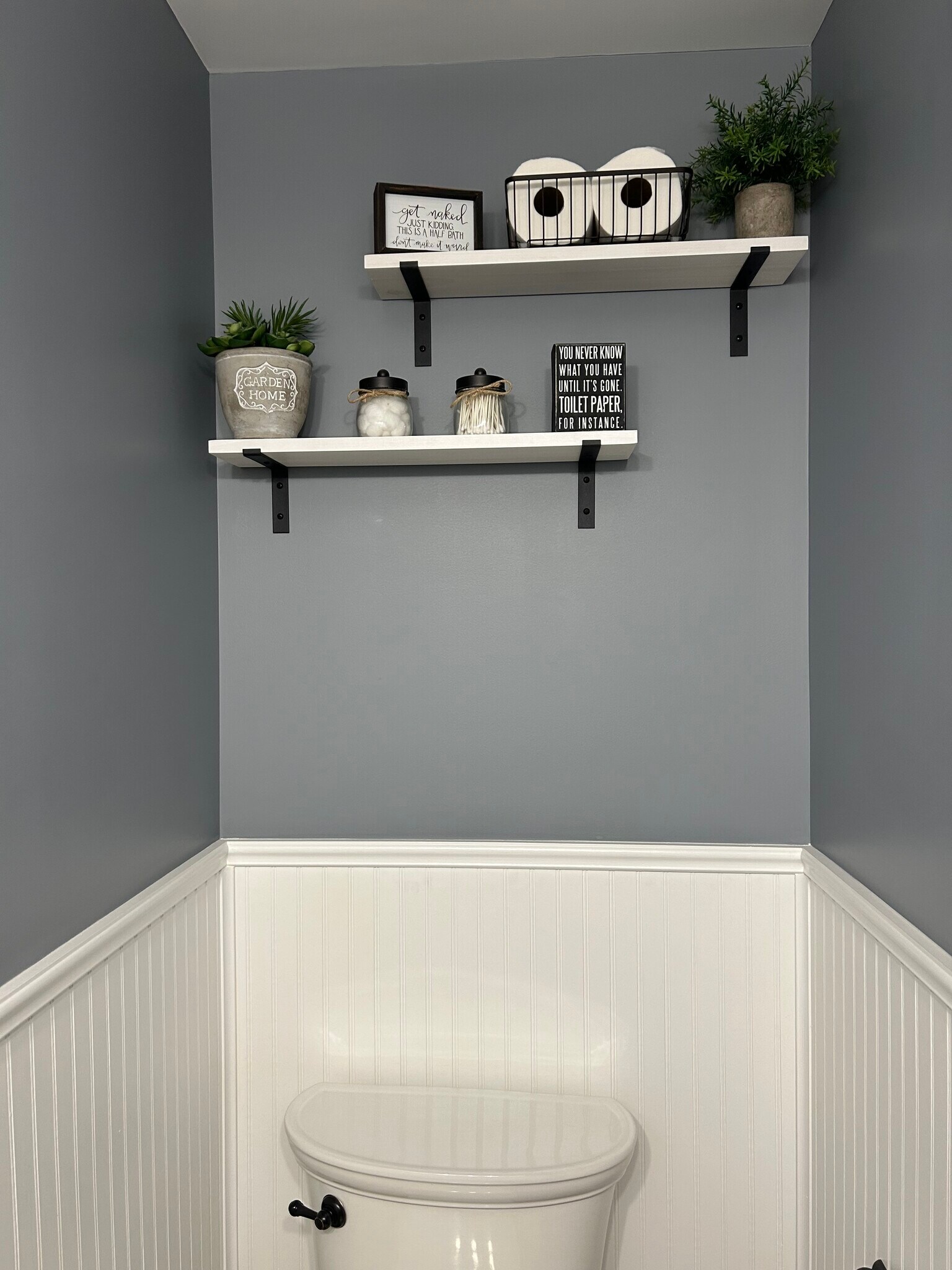 Half bath - 950 Twin Leaf Ct