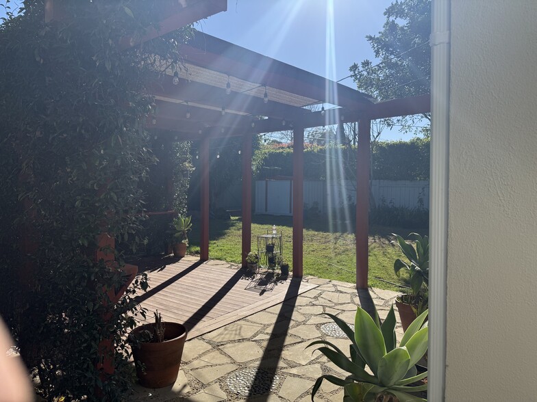 Building Photo - 12106 Clarkson Rd