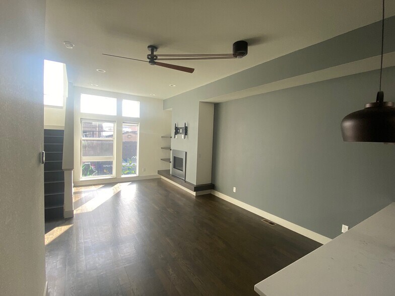living area - current finishes - 1465 30th St