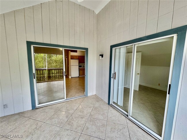Building Photo - 6560 Sandalwood Ln