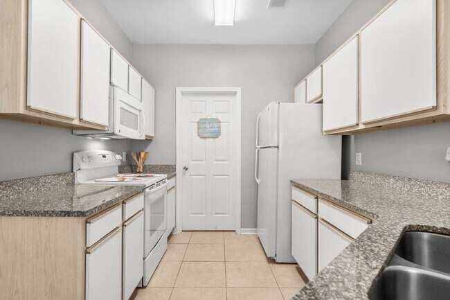 Building Photo - 4927 Pond Shoals Ct