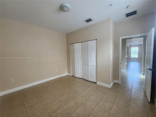 Building Photo - 14722 SW 12th St