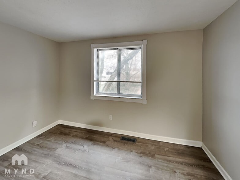 Building Photo - 2933 Renfro Rd