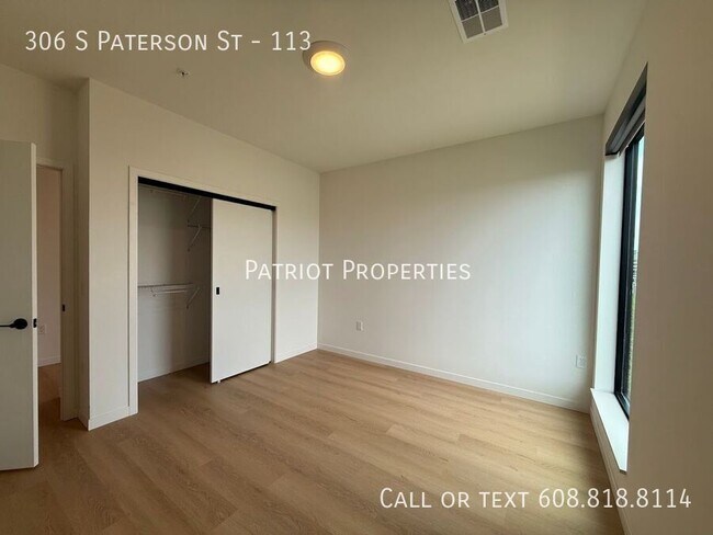 Building Photo - 306 S Paterson St