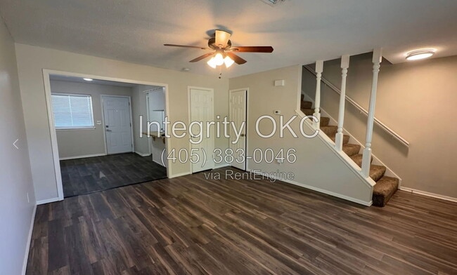 Building Photo - 2614 Elwood Dr