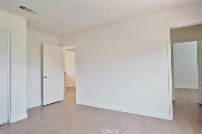 Building Photo - 136 Trellis Ct