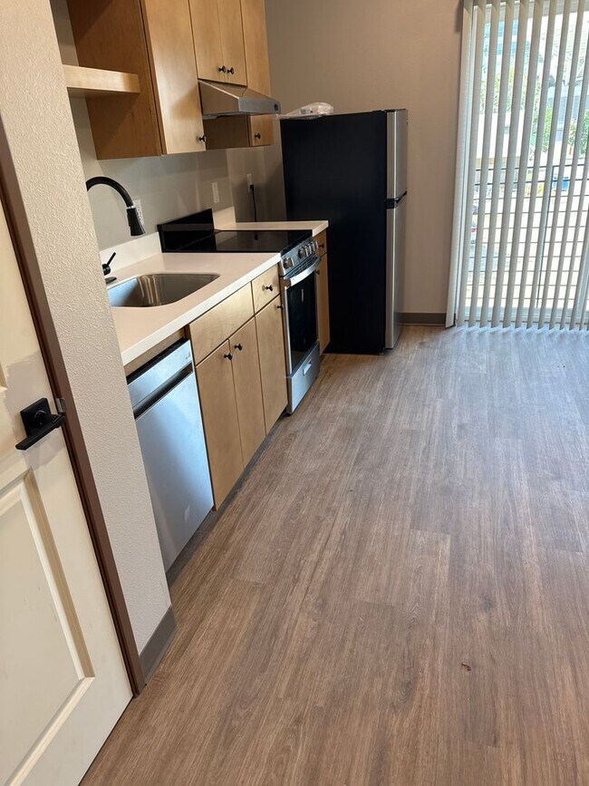Building Photo - Beautiful, Brand New One Bedroom Near CSU!