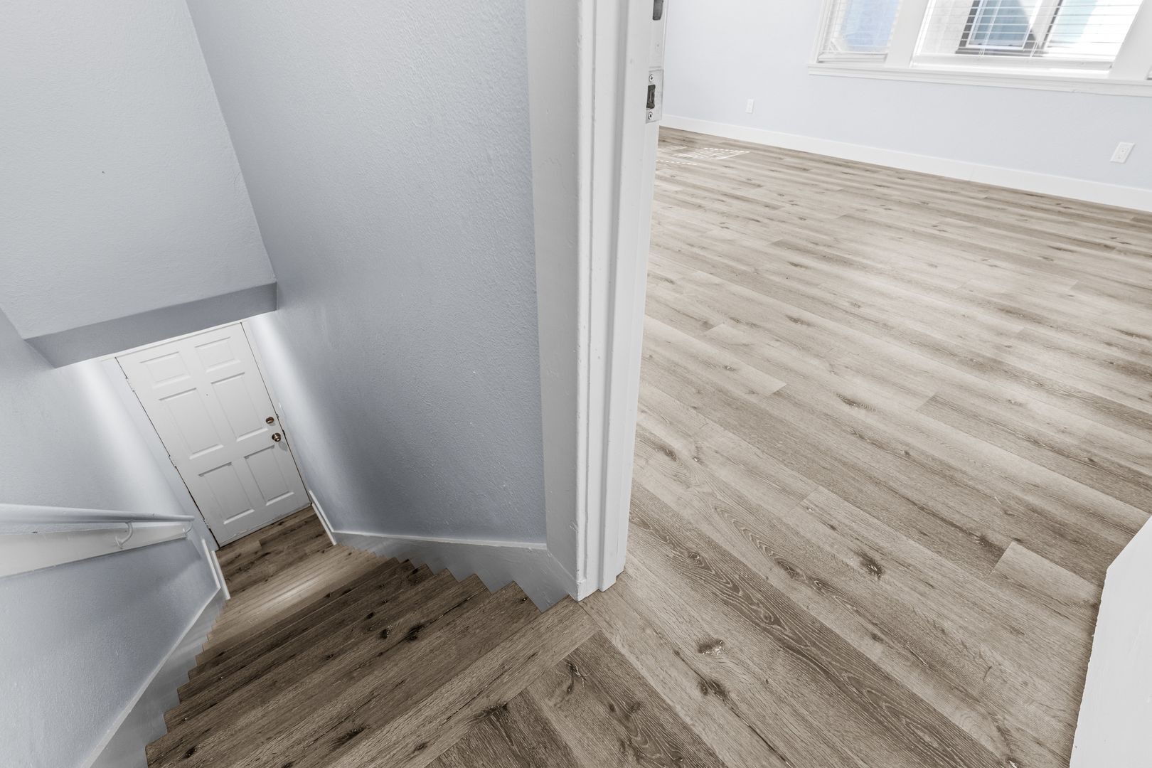 Building Photo - 1711 E Appleton St