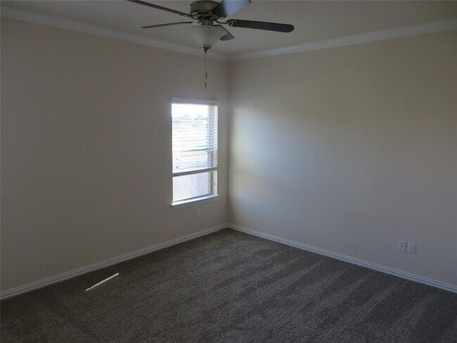 Building Photo - 1220 Gaviota Ln