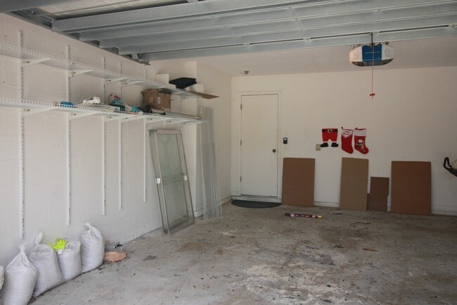 Building Photo - 116 King Arthur Ct